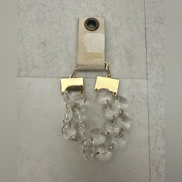 NWT-  Anthropologie Clasp Bracelet - Picture 2 of 4